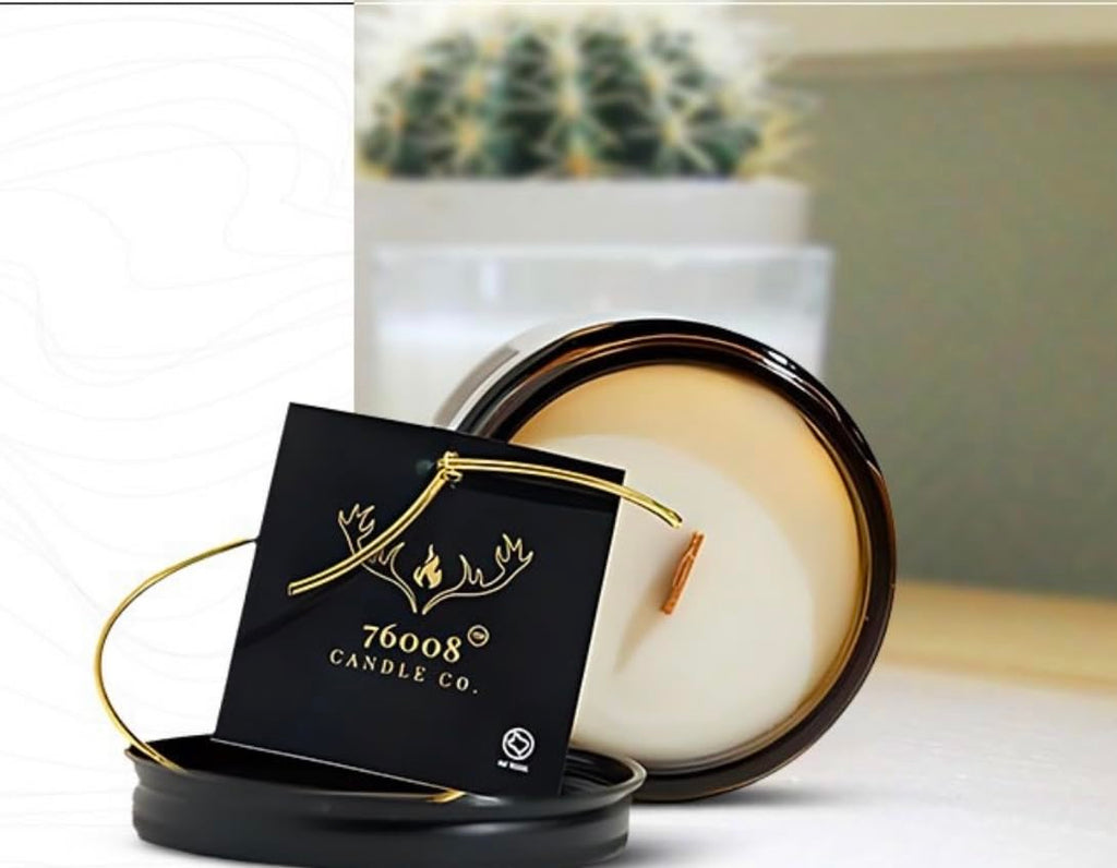 Soy Candle with Wood Wick in Amber Glass Jar X590