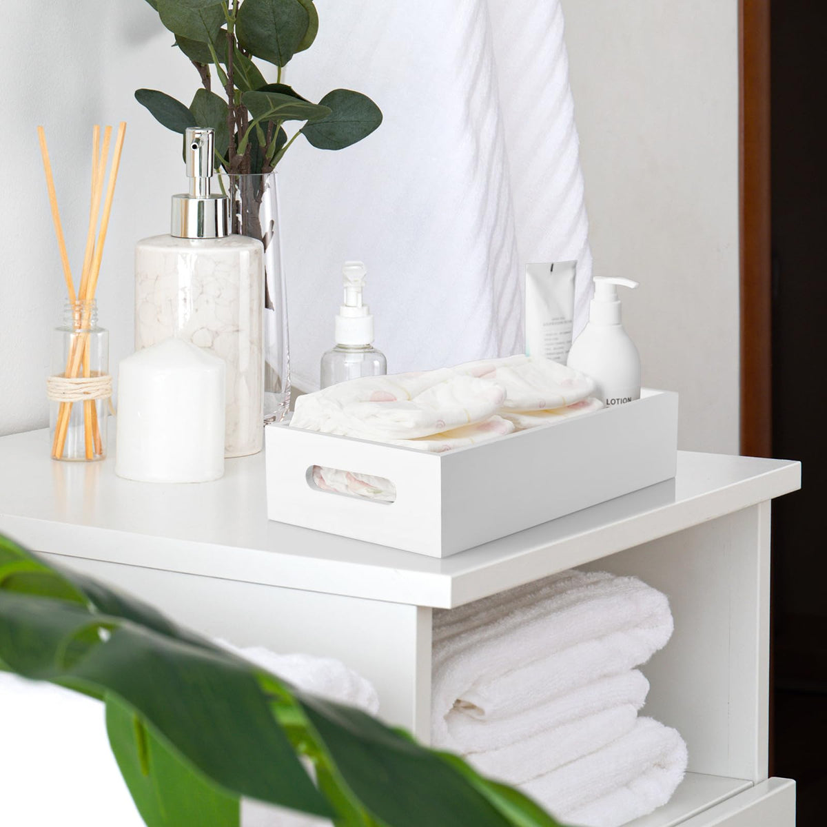 White Wooden Toilet Tank Paper Basket with Handle I2655