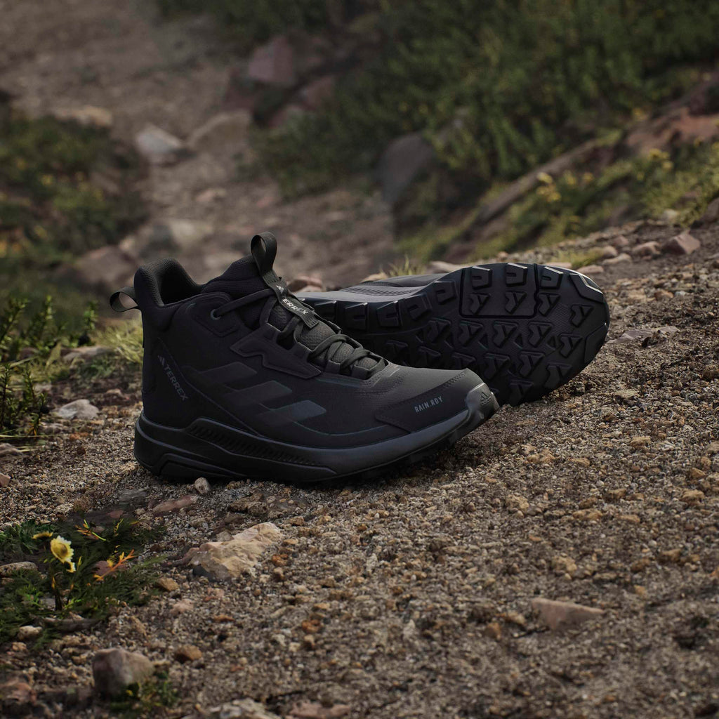 Mid Top Hiking Shoes D52360