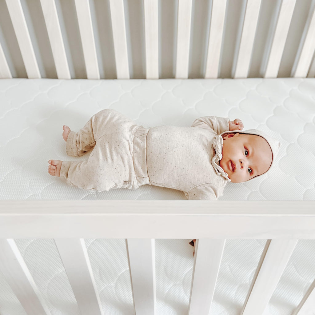 White Waterproof Crib Mattress Q9413